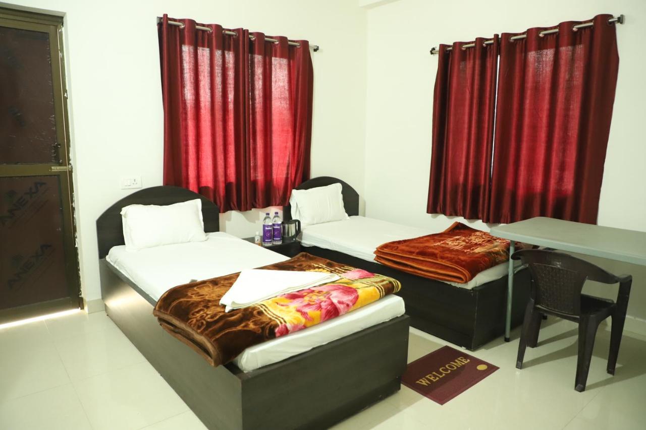 Gaurav Guest House Bodh Gaya Exterior foto