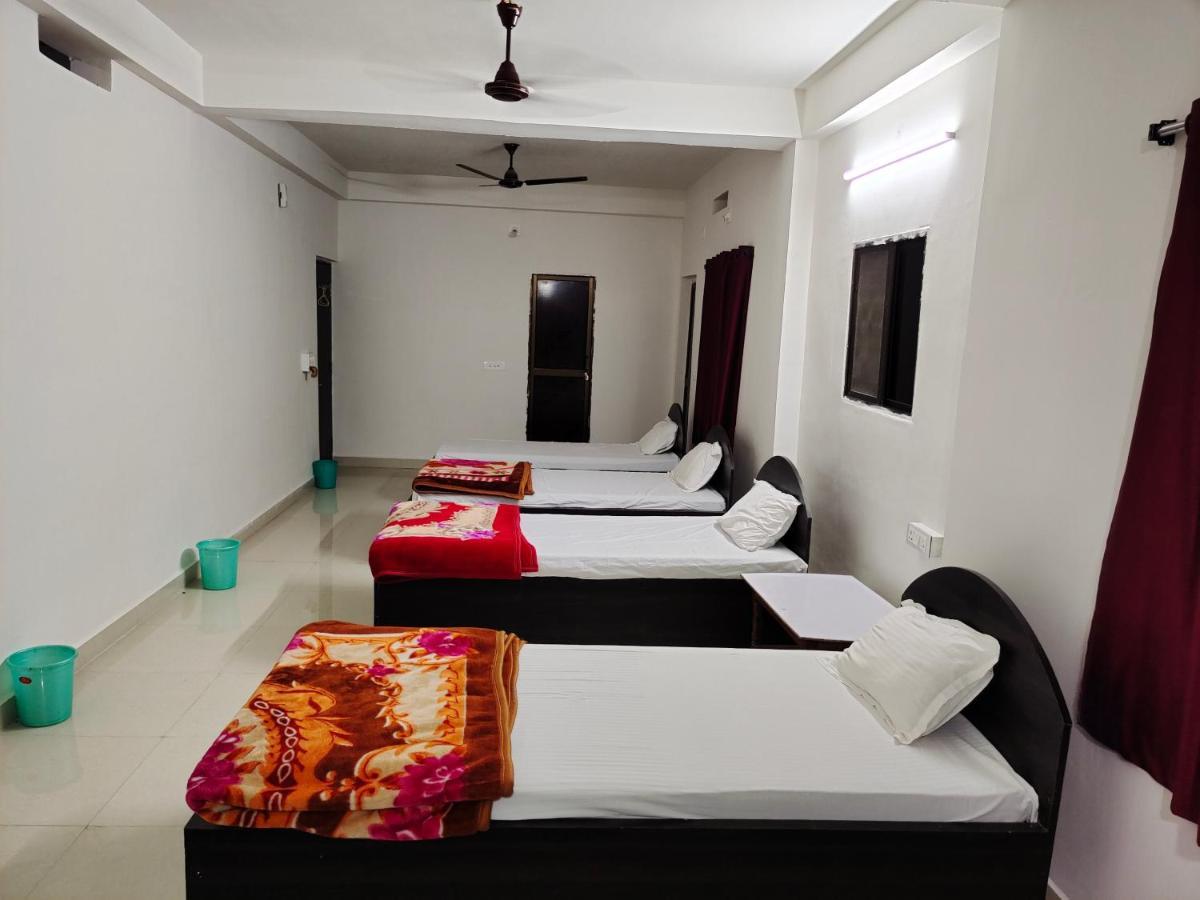 Gaurav Guest House Bodh Gaya Exterior foto